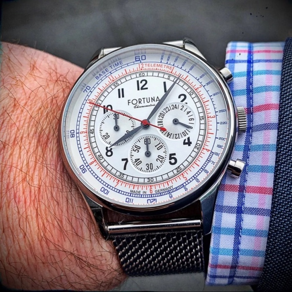 Fortuna Chronomaster Watch